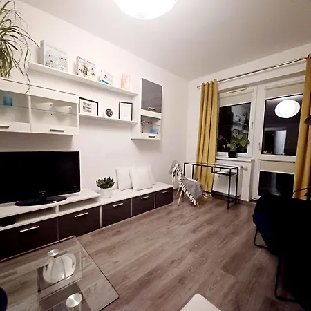 Między Miastem A Naturą Niebieski Zakątek *